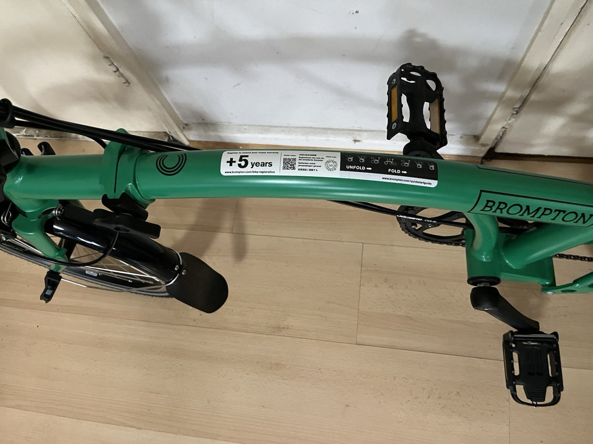 Brompton M12L C Line 12 Speed 2026 Folding Bike Palm Green EXC COND.