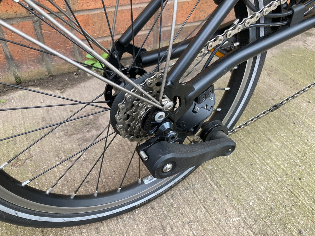 Brompton P Line Urban 4 Speed Low Handlebar Folding Bike - Midnight Black - VGC