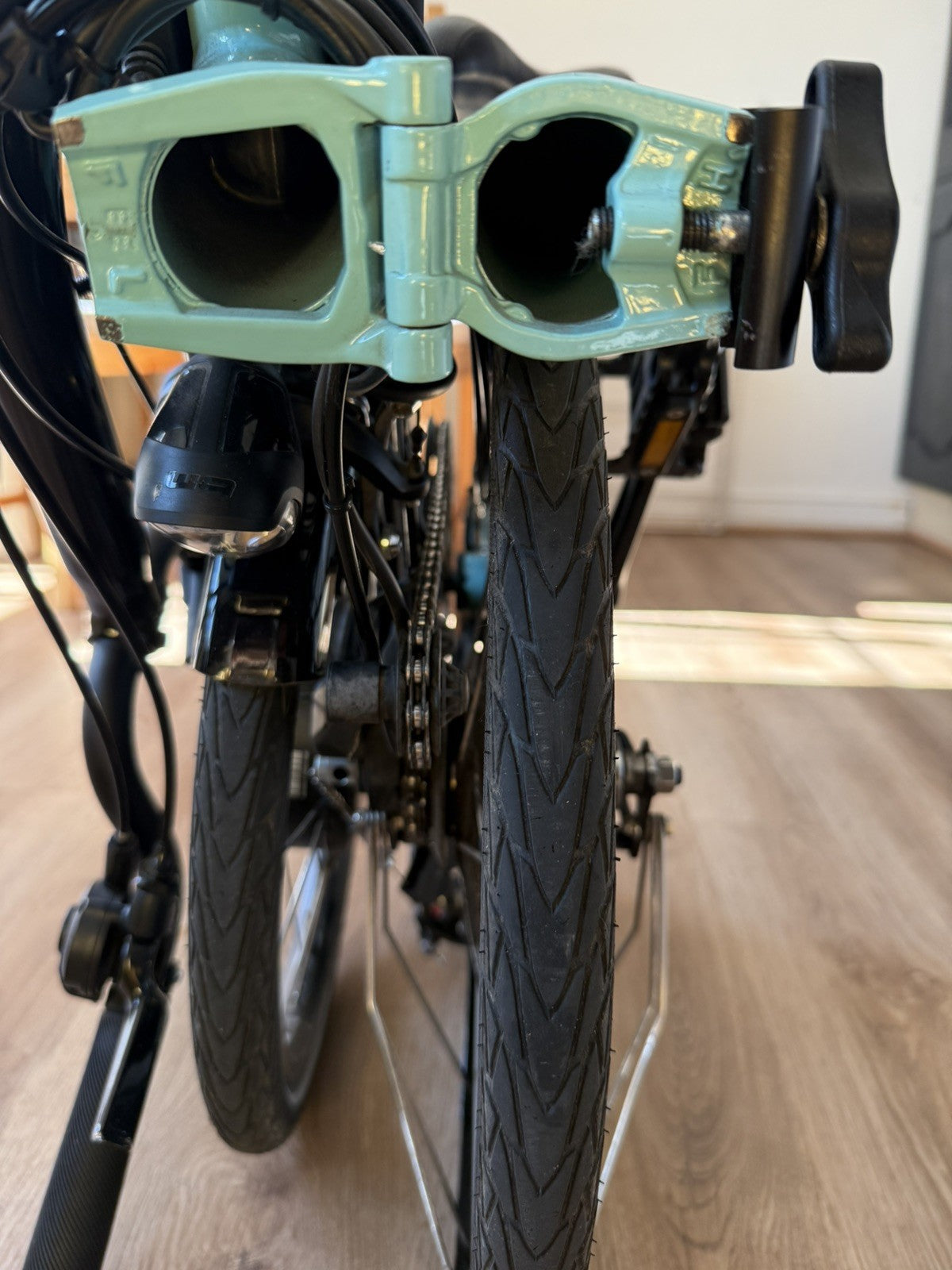 Brompton M6L E 6 Speed Mid Folding Bike