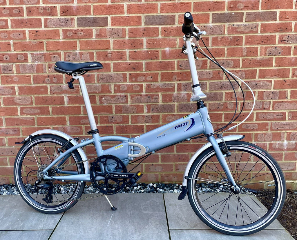 Folding Bike Trek F400 Navigator lightweight commuter designed by Dahon.