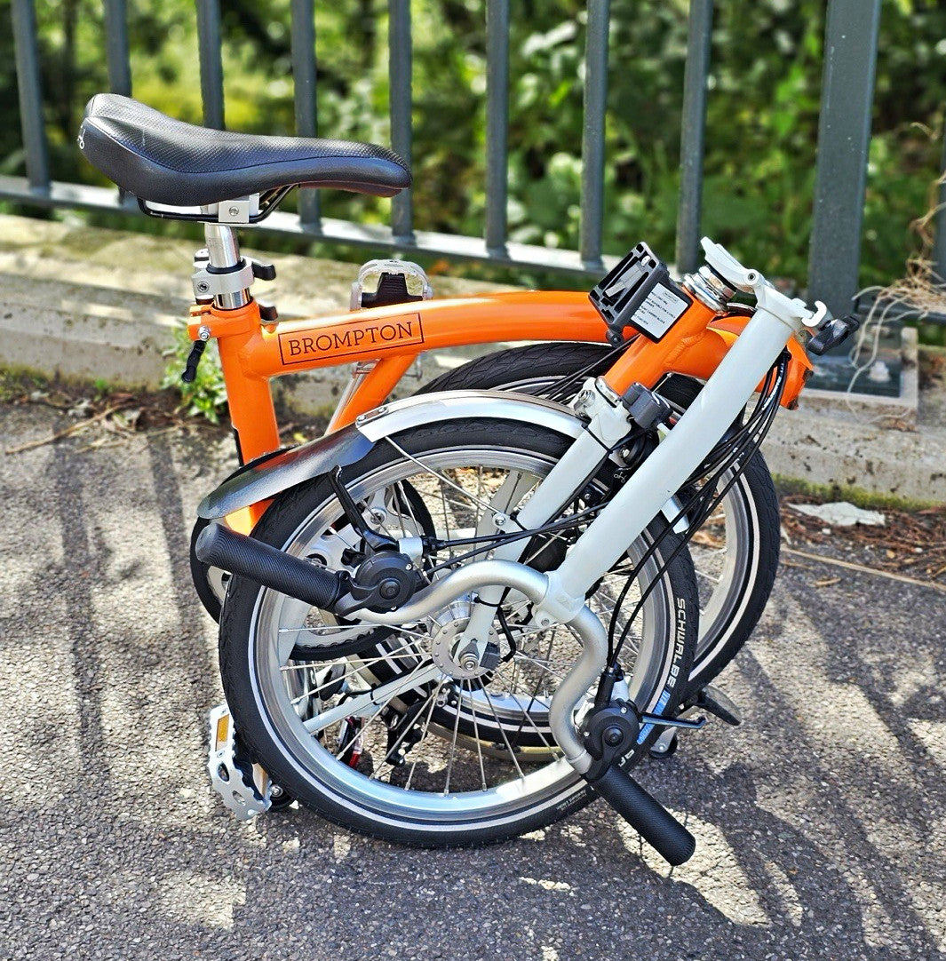 Brompton Folding Bike 16in Wheels Orange/white Silver Mudguards Cruiser Bar