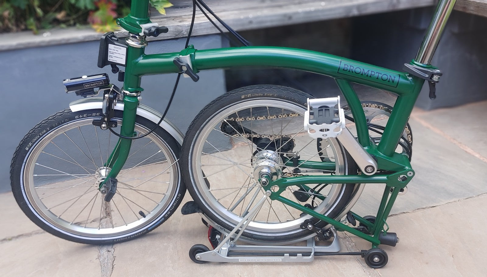Brompton M6R C Line British Racing Green Excellent Cond less than 90 miles
