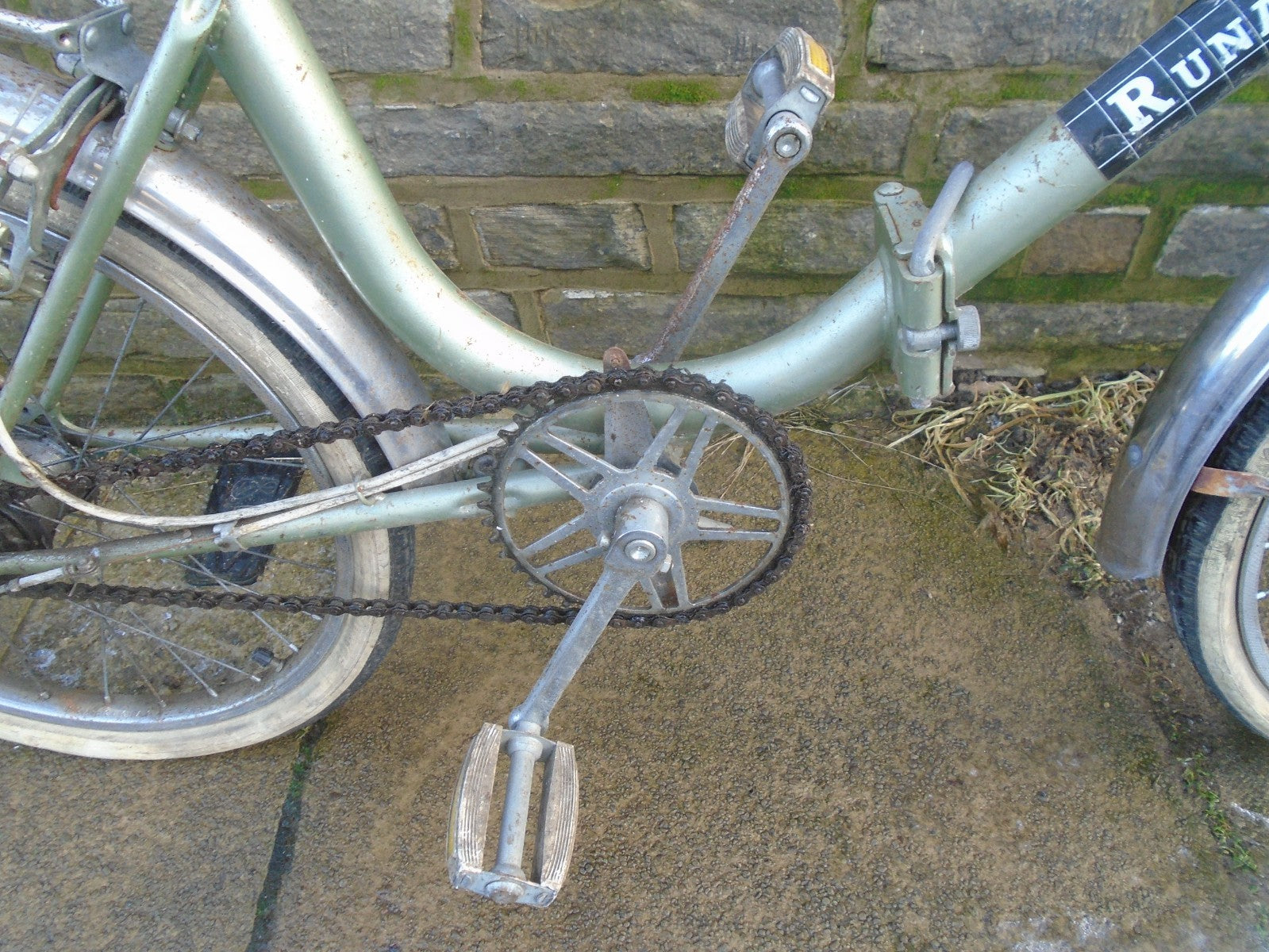 Vintage 1981 Viscount Runabout folding shopper bike, ideal camper / caravan