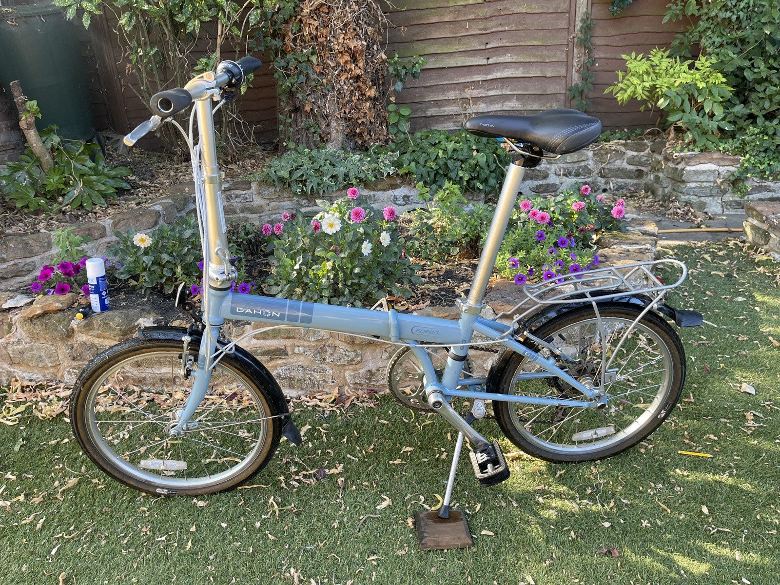 DAHON FOLDING BIKE 7 SPEED