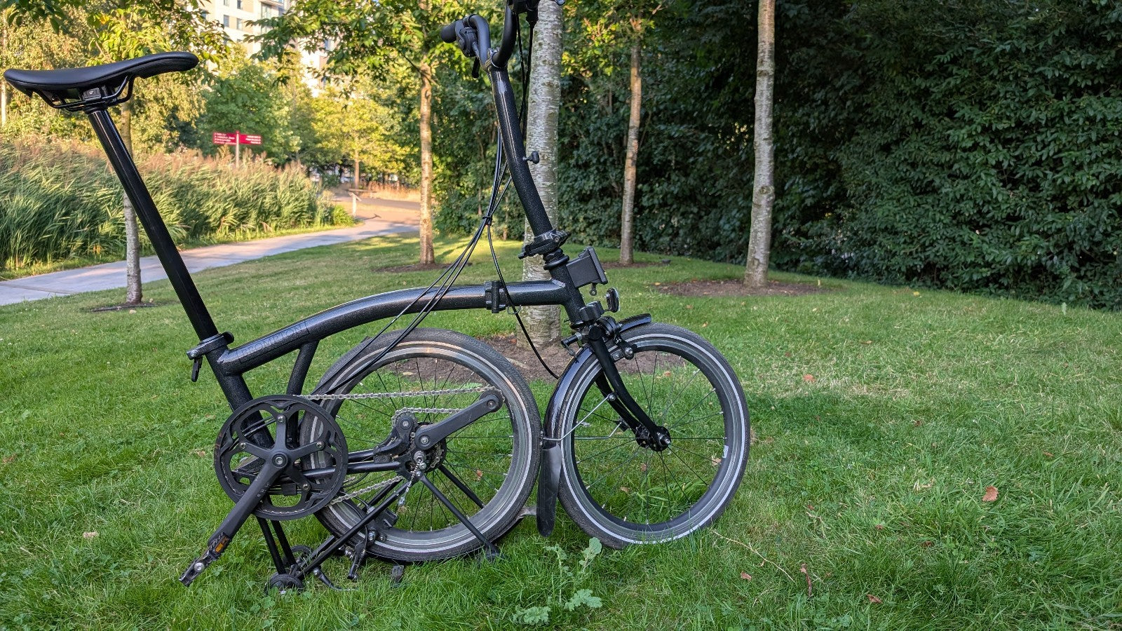 Brompton P Line 12-Speed Folding Bike 2024 Midnight Black - Great Condition