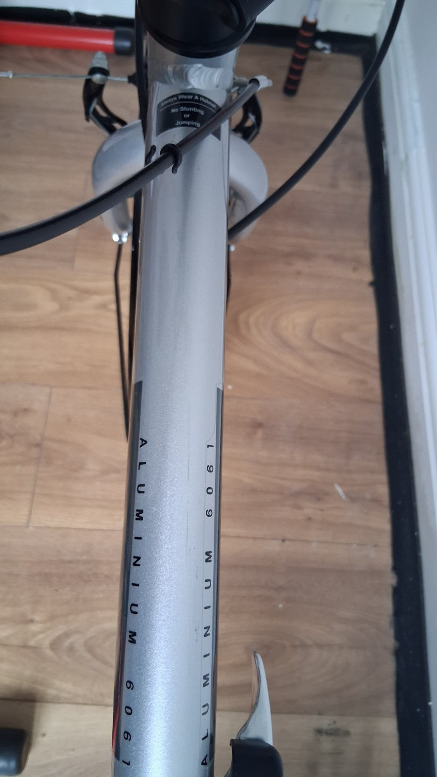 Cross Citysprint Folding Bike 20in Silver/Black, Mudguards, Twist Grip