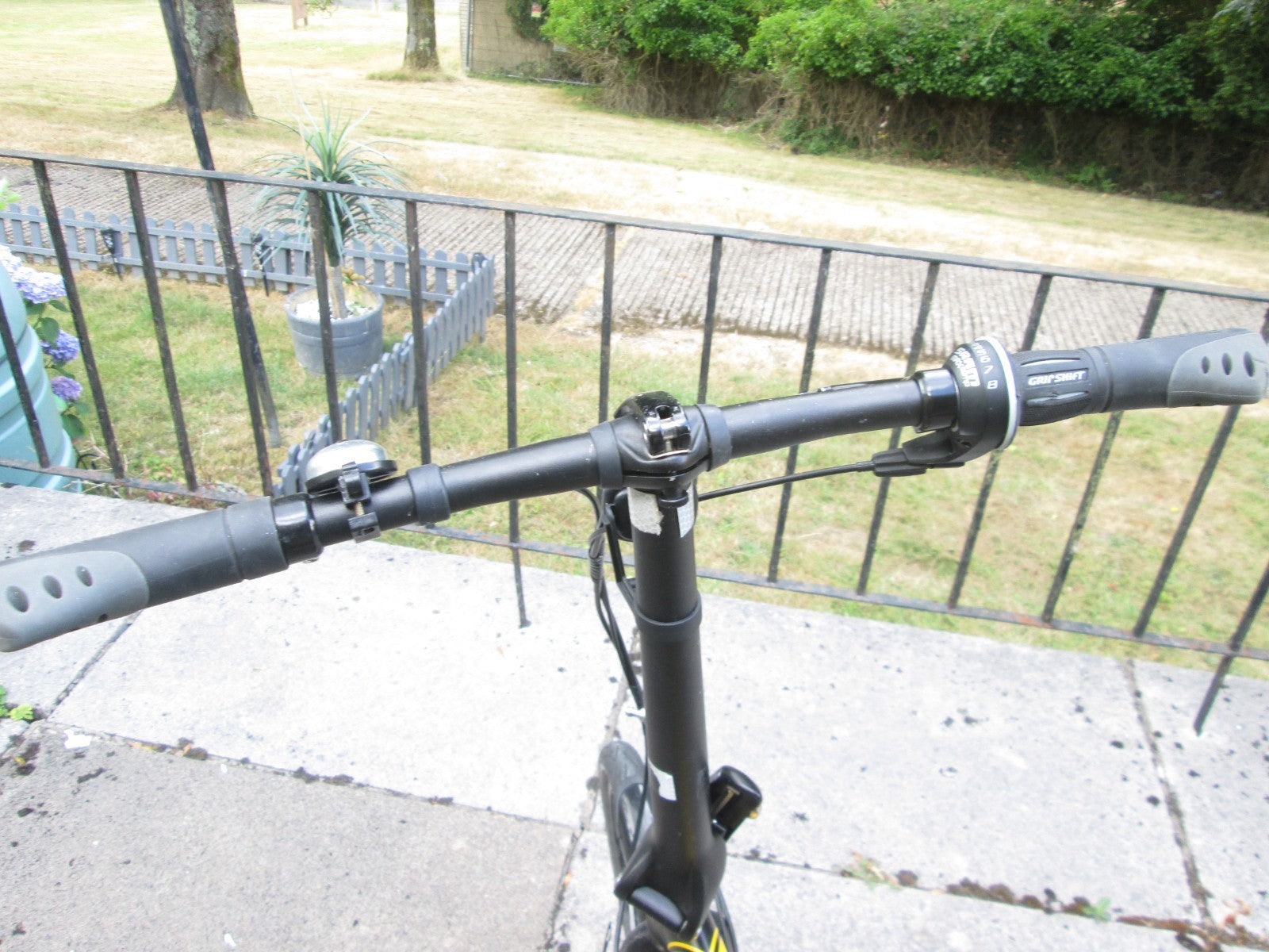 TERN LINK D8 FOLDING BIKE