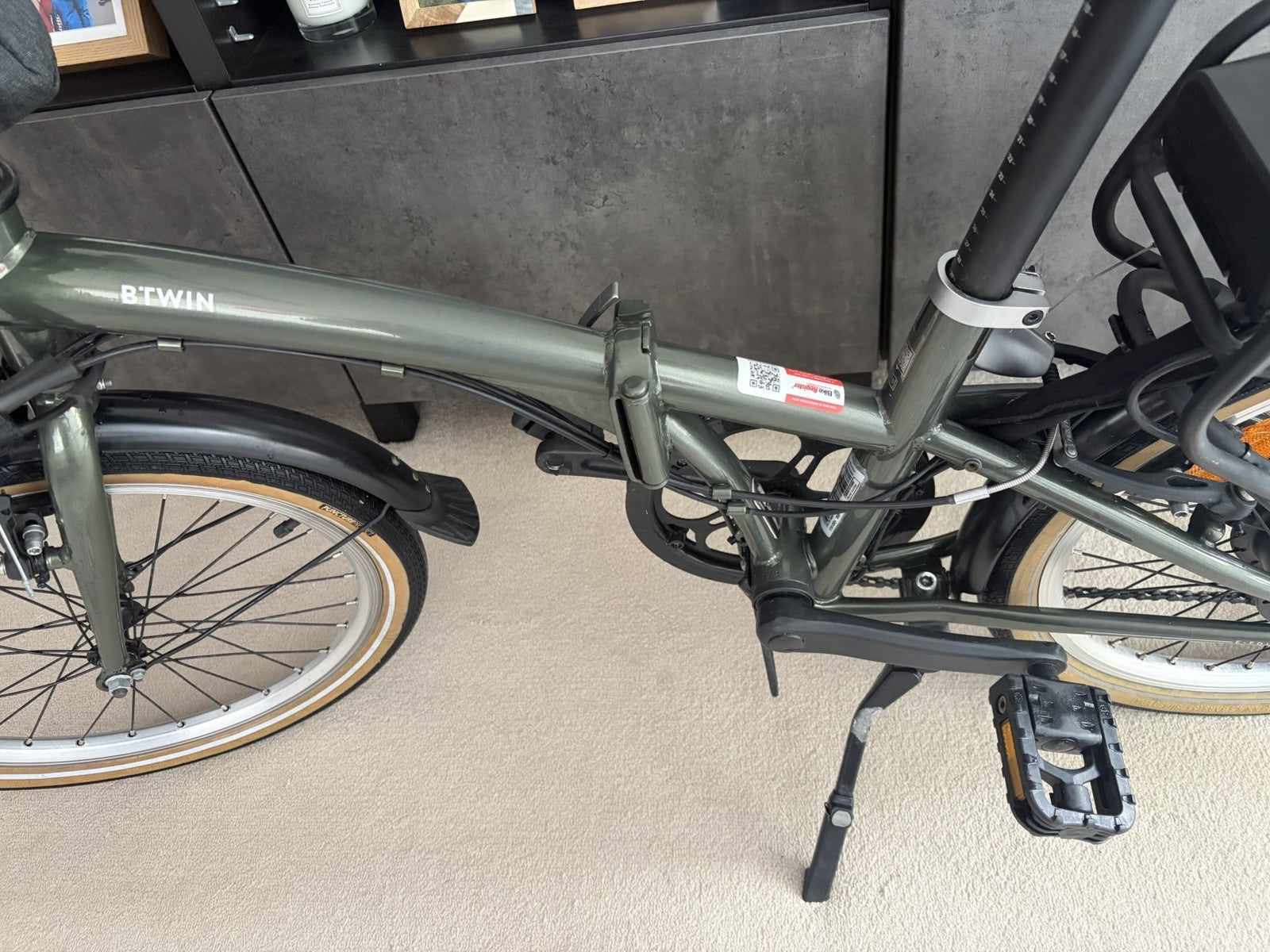 B’TWIN E-FOLD 500-GREEN FOLDING BICYCLE 20" WITH FRONT BAG