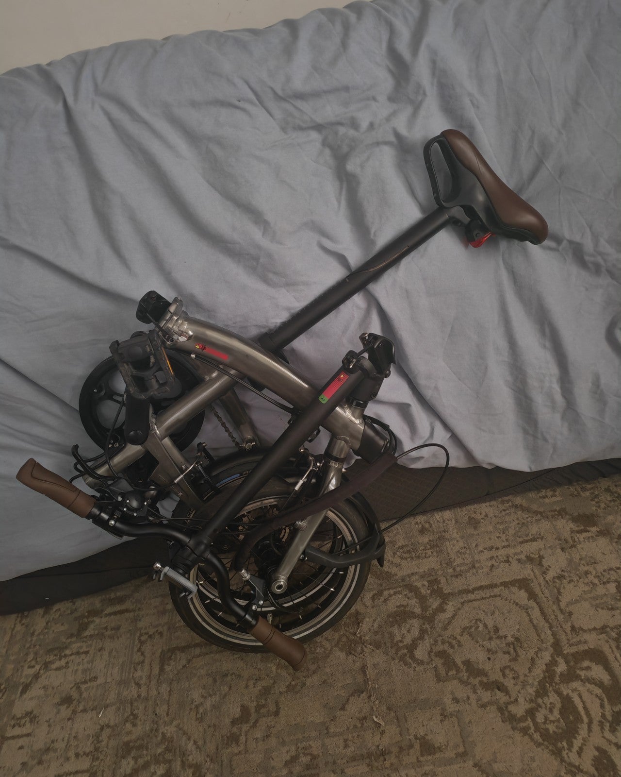 Btwin - Compact Folding Bike lite 1 Second Aluminium Cycle