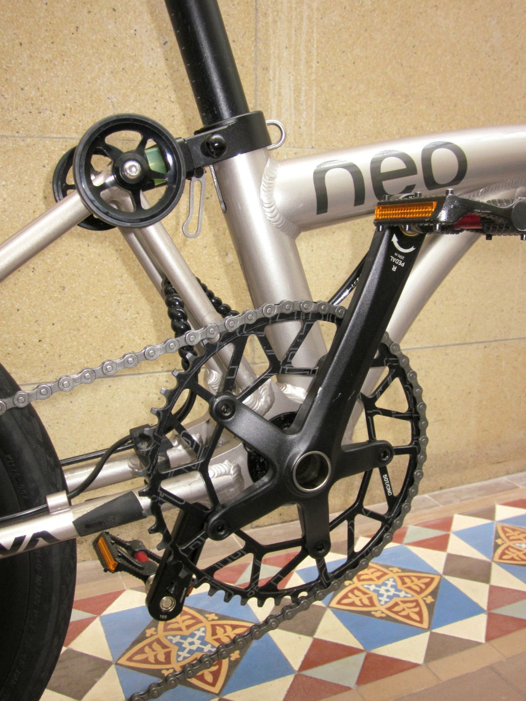 Java Neo 3 16 Inch Trifold Folding Bike (Brompton Aluminum Frame Shimano 9 Speed