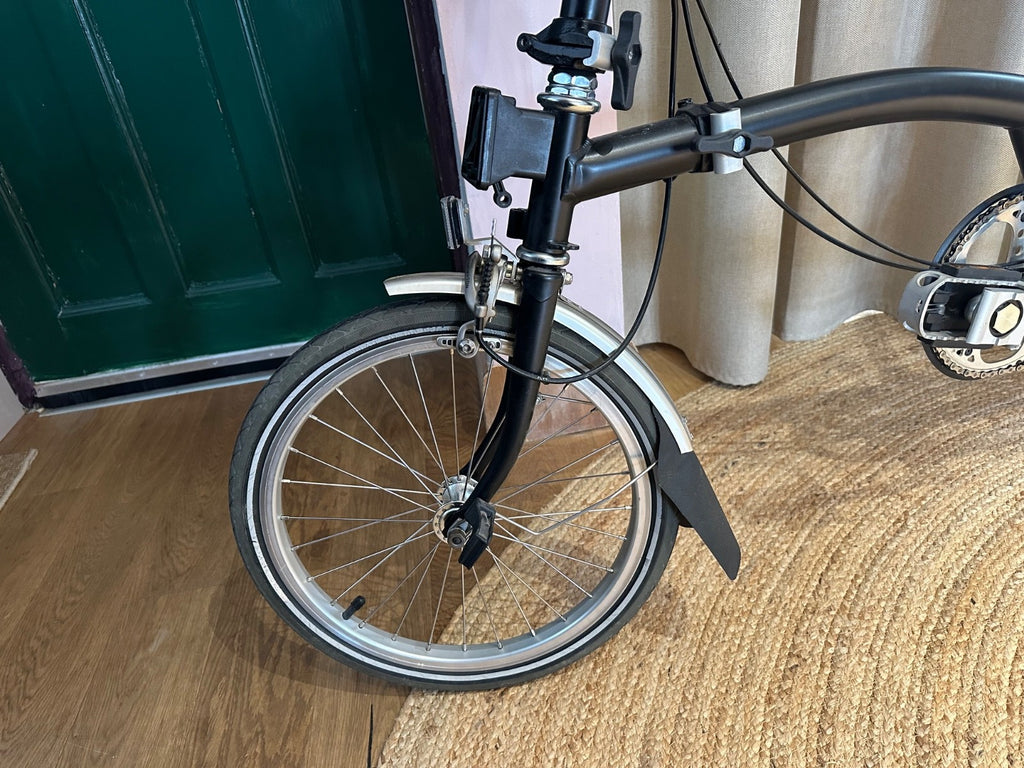 Brompton Folding Bike 3-Speed, Black with special case