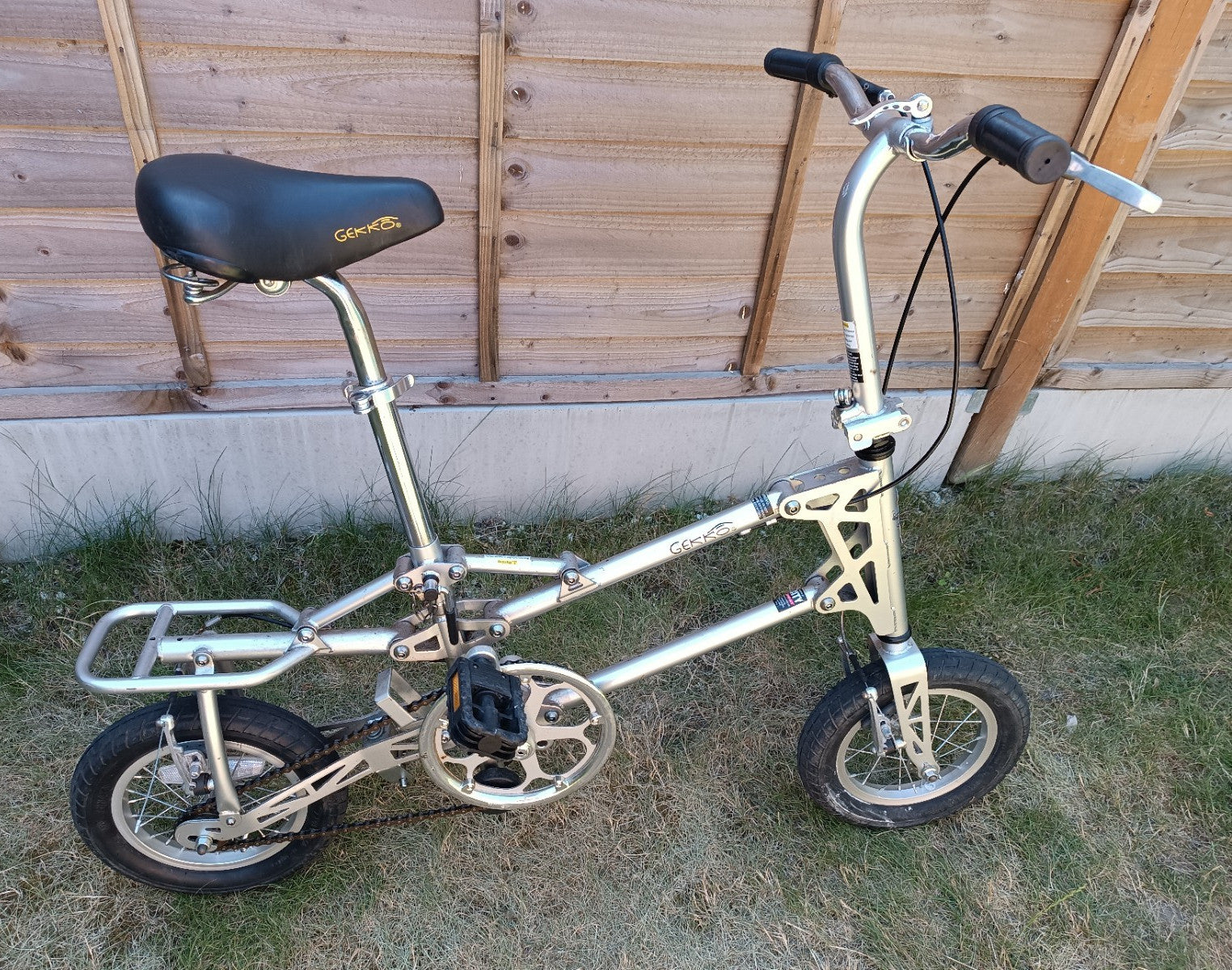 GEKKO Folding Bike 12in Wheels Single Speed Caliper Brakes Silver/Black