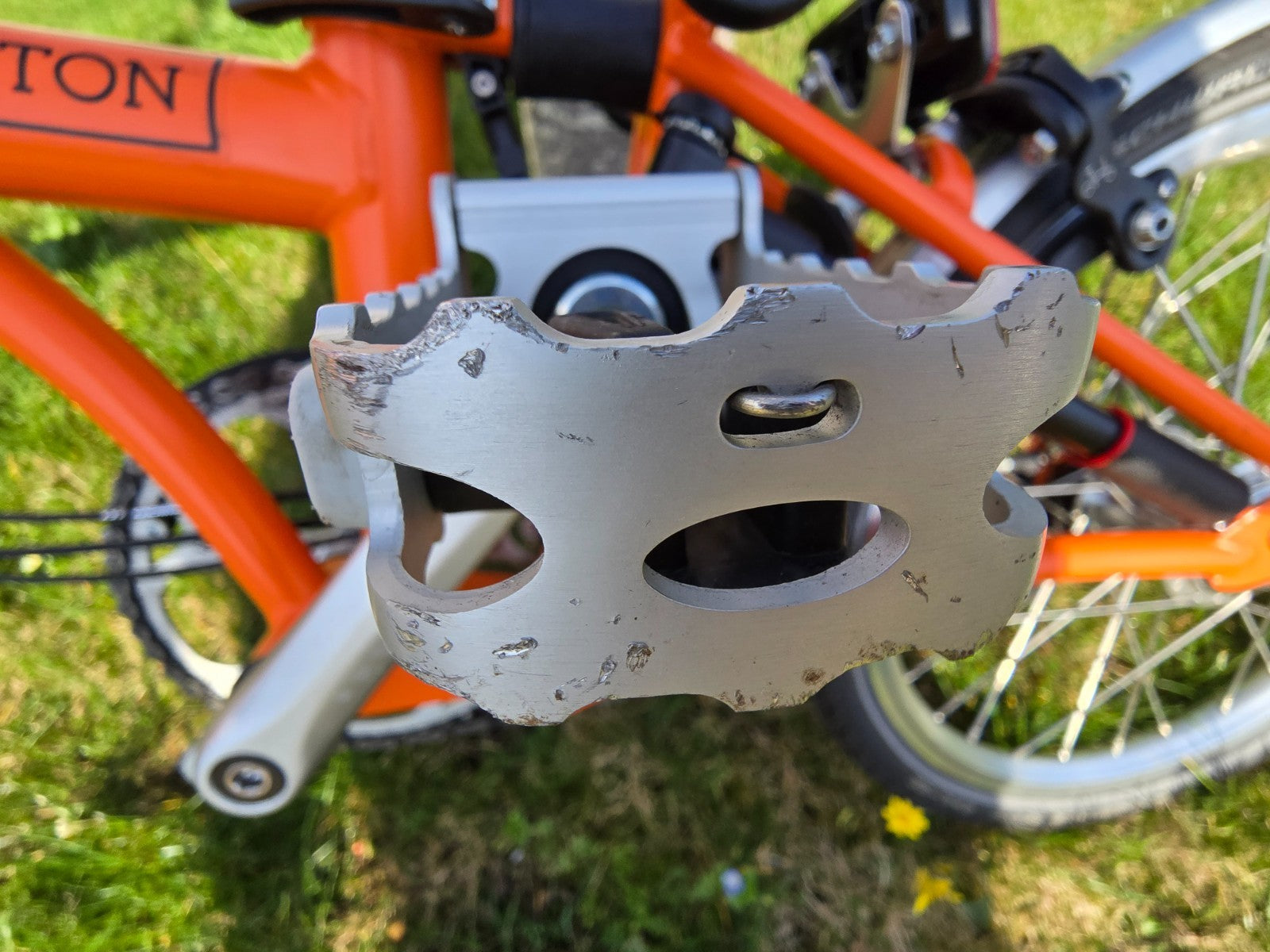Brompton M6L folding bike, Orange 2019 / 2020 Light use