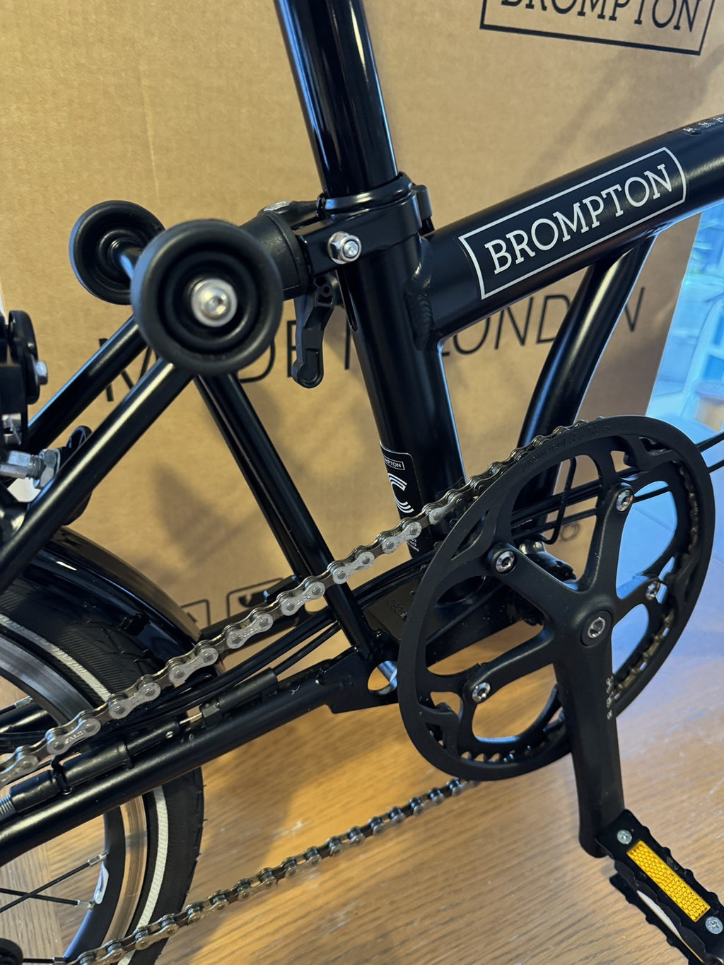 Brompton C Line Explore H6L 6 Speed High Handlebar Black – Mint & Boxed