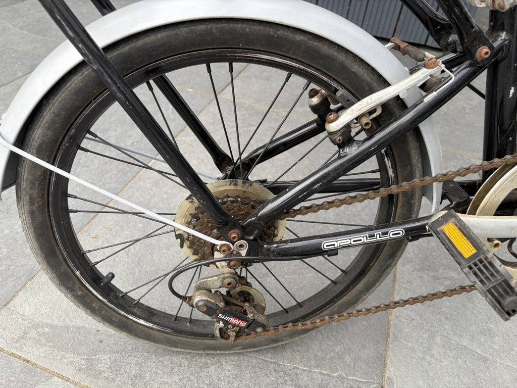 Folding Bike Apollo Transition 20” Wheels Alloy Frame Shimano 6 Gear Revoshift