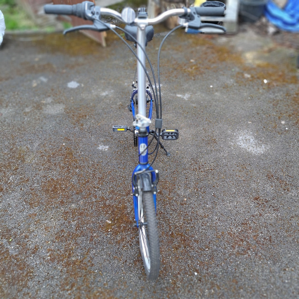 20" wheeled folding bikes for adults used Apollo Luck. commuter.