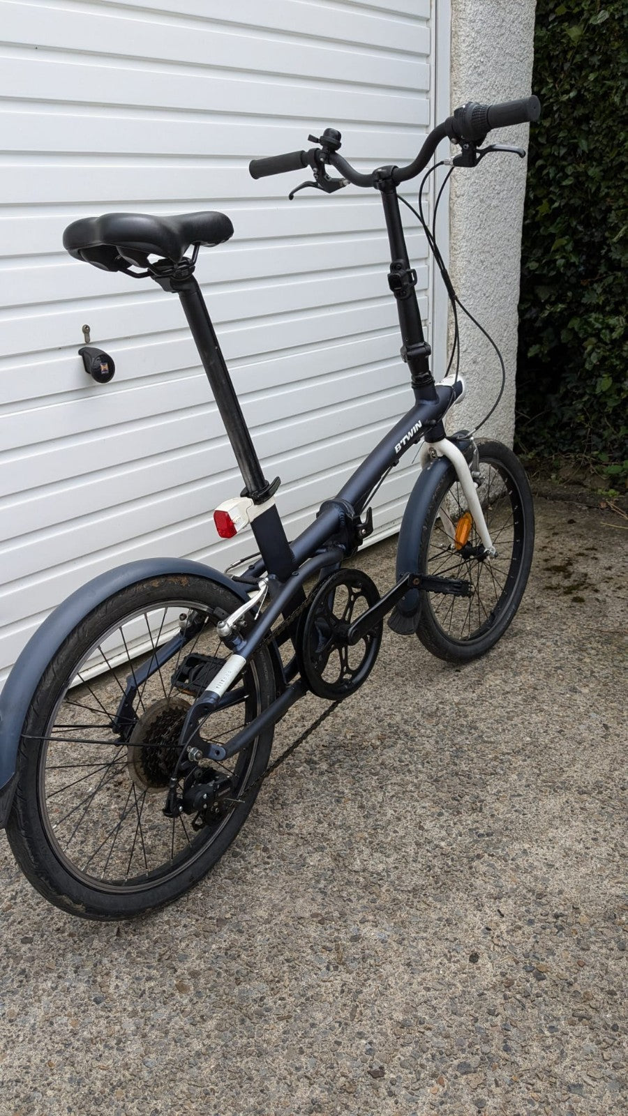 B'Twin Tilt 500 Folding bicycle