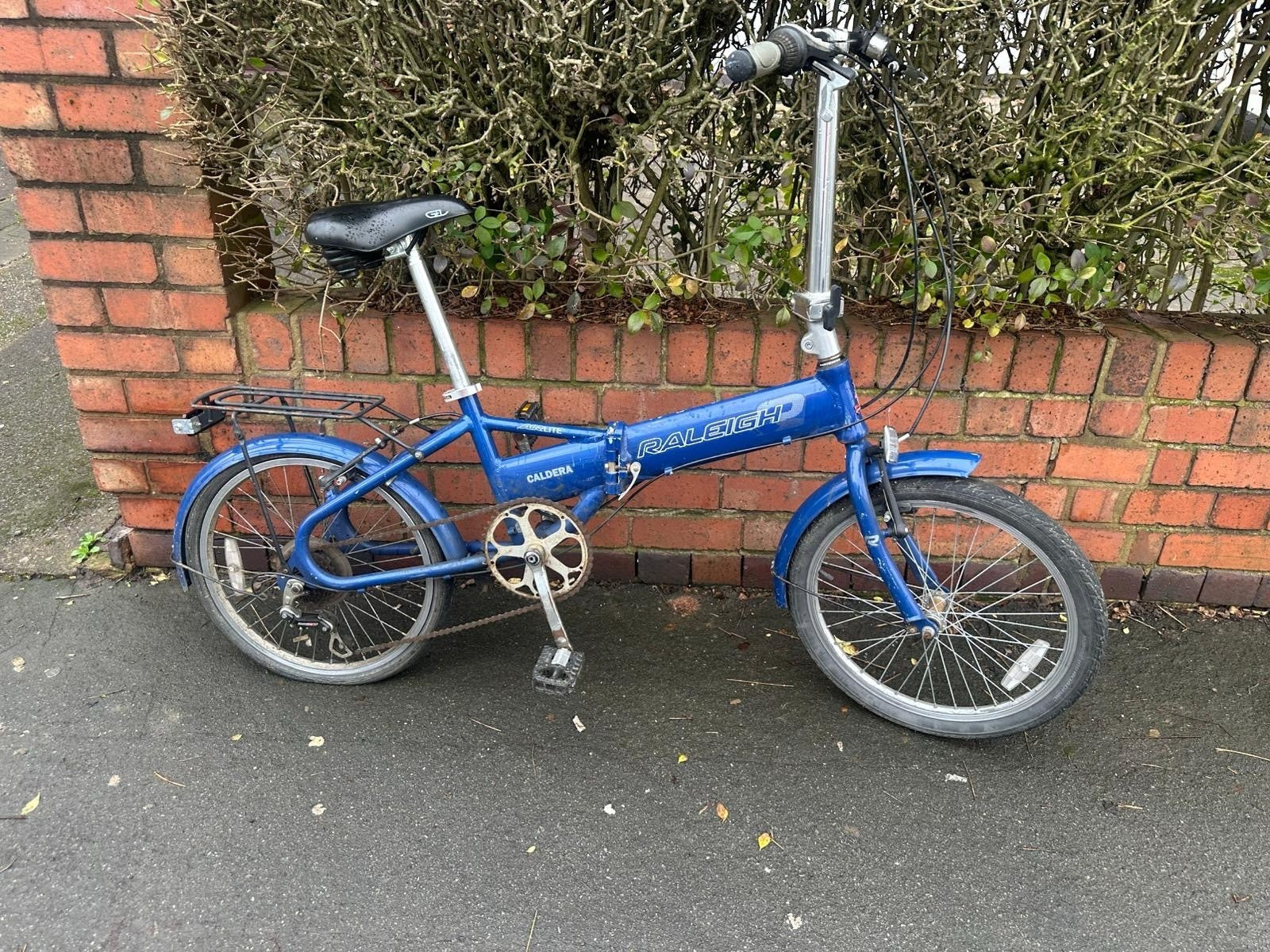 Raleigh Caldera Folding Bike 20” – Spares or Repairs