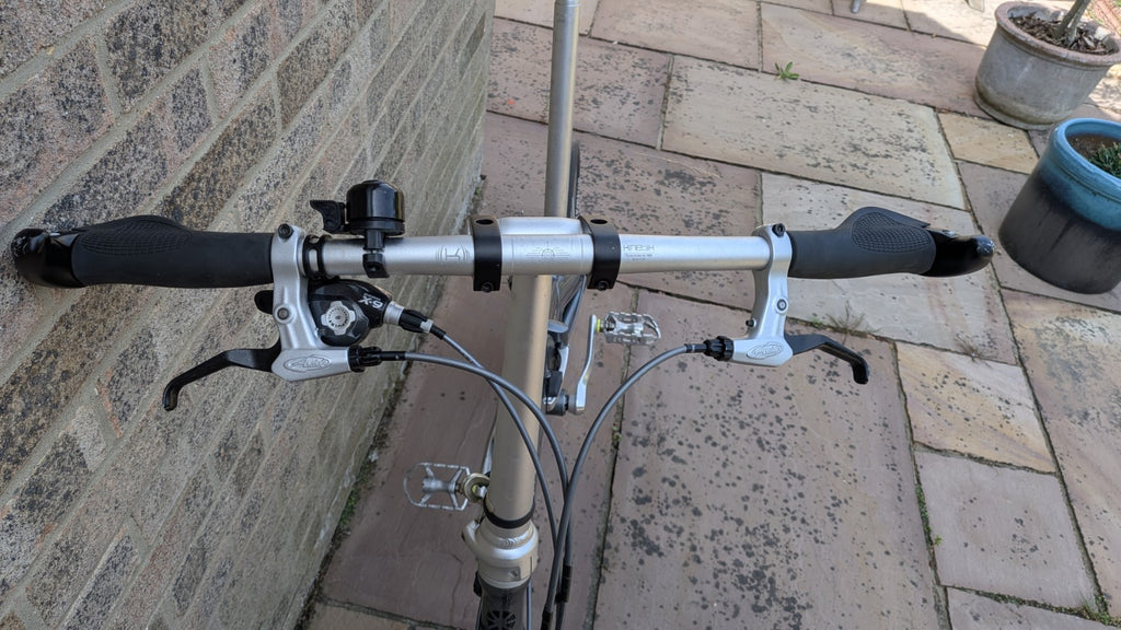 Dahon Mu SL folding bike | 2006 | lightweight ~ 10kg Aluminium | 20” | 9-speed.