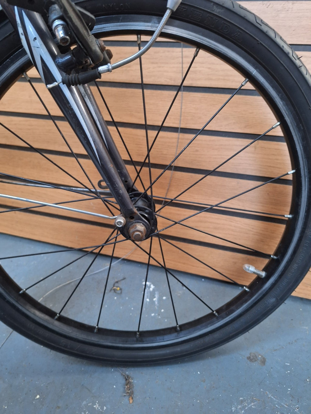 Dahon Helios Folding Bike