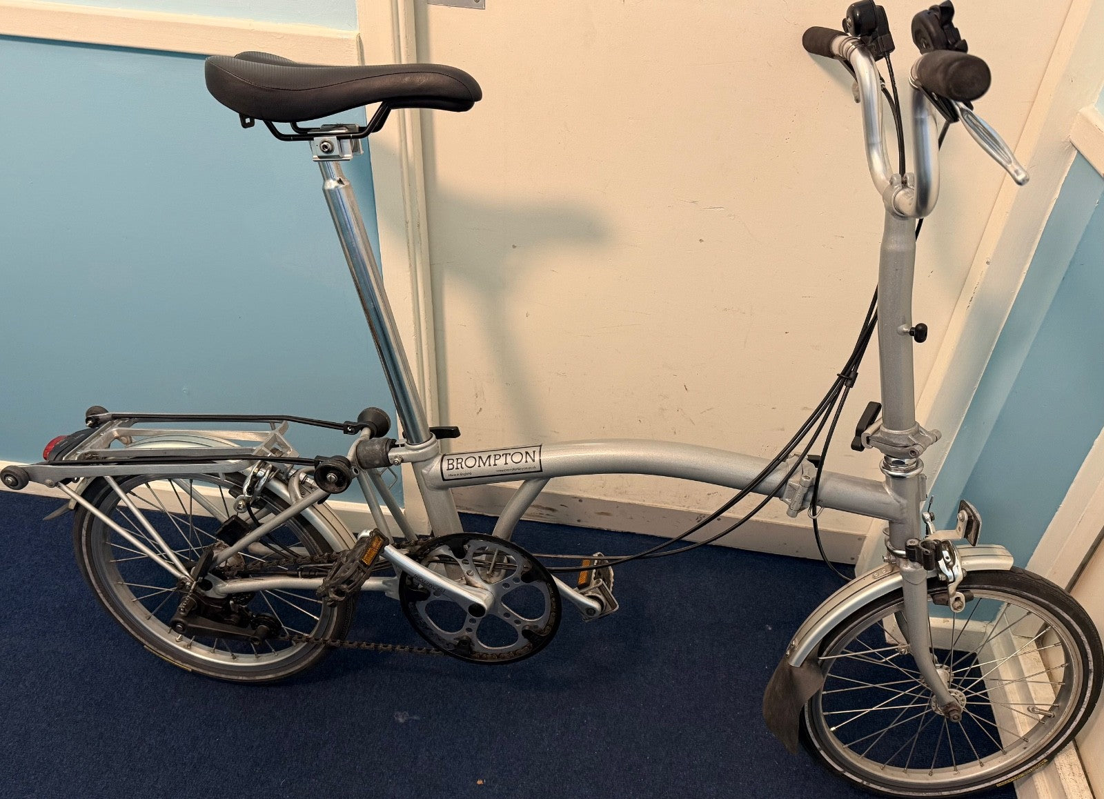 Brompton M6R folding bike
