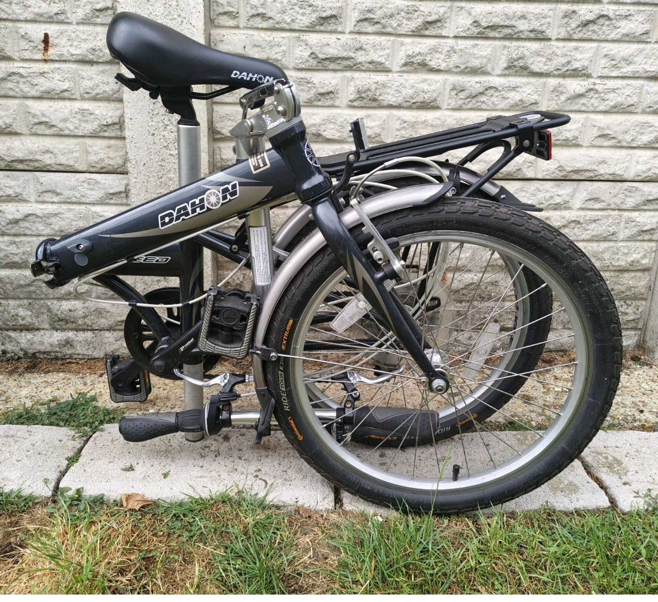 Used Dahon Speed Folding Adult Commuter Bike - 7 Gears Grey Finish