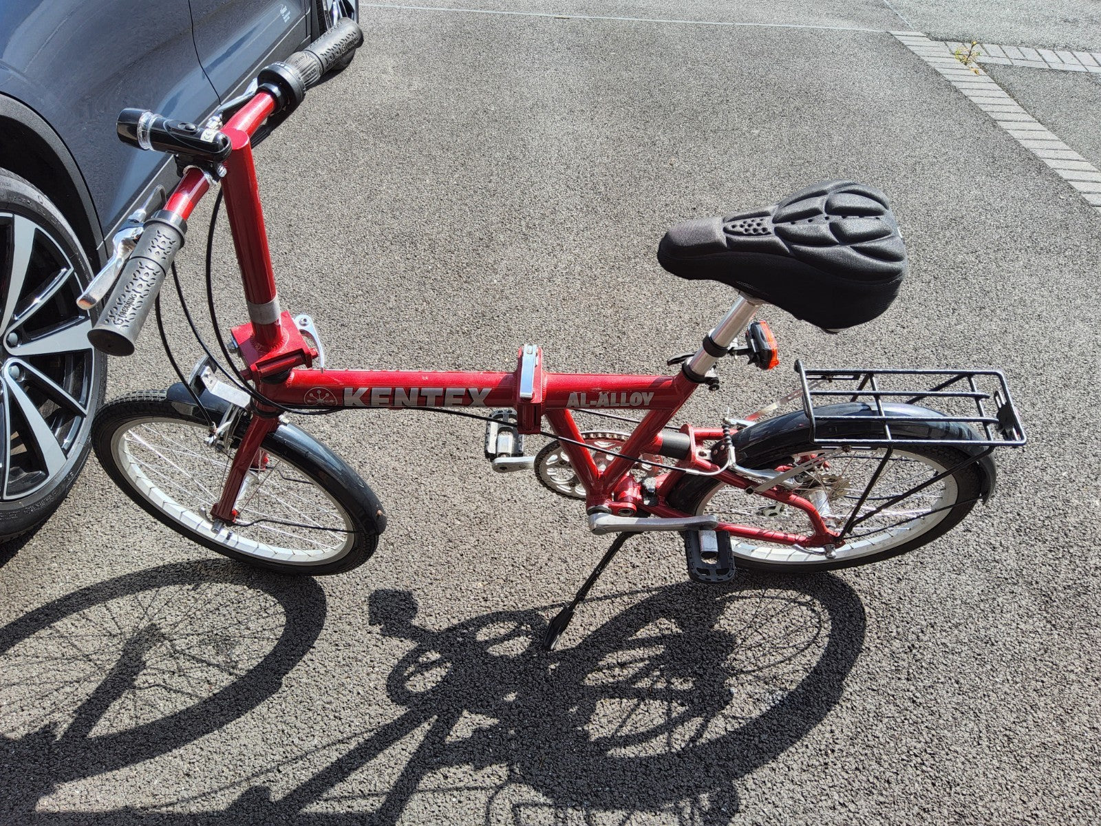 Kentex 20in Alloy Folding Bike Red, Rear Rack & Mudguards, 6 Derailleur Gears