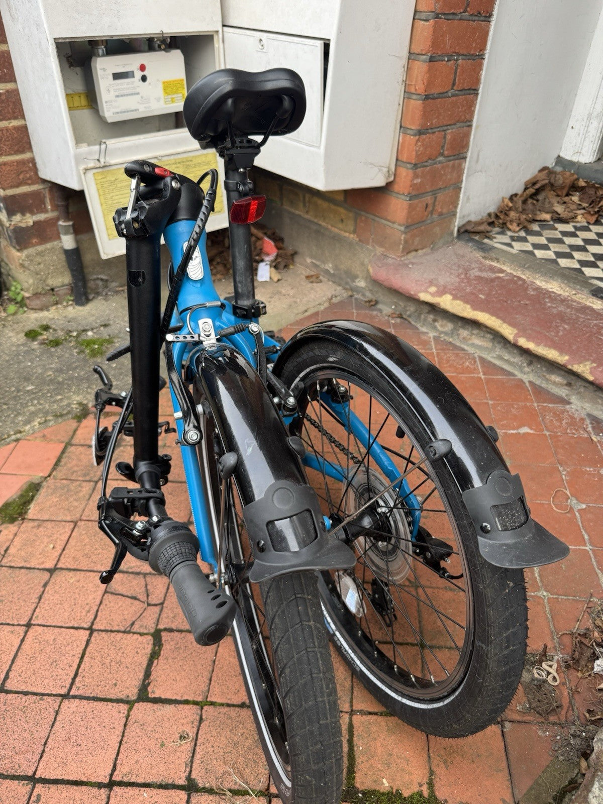 Tern Link C8 Folding Bike 8 Speed – Blue – Schwalbe Big Apple – Great Condition