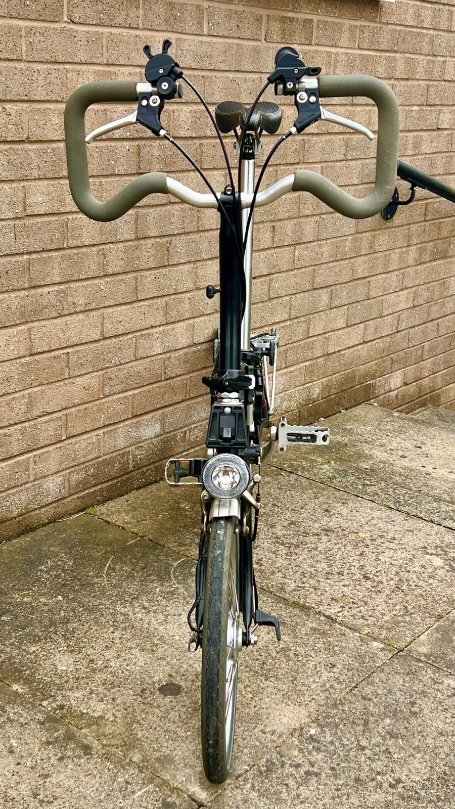 Brompton P6R Black Folding Bike 6 Speed Shimano Hub Dynamo +Genuine Brompton Bag