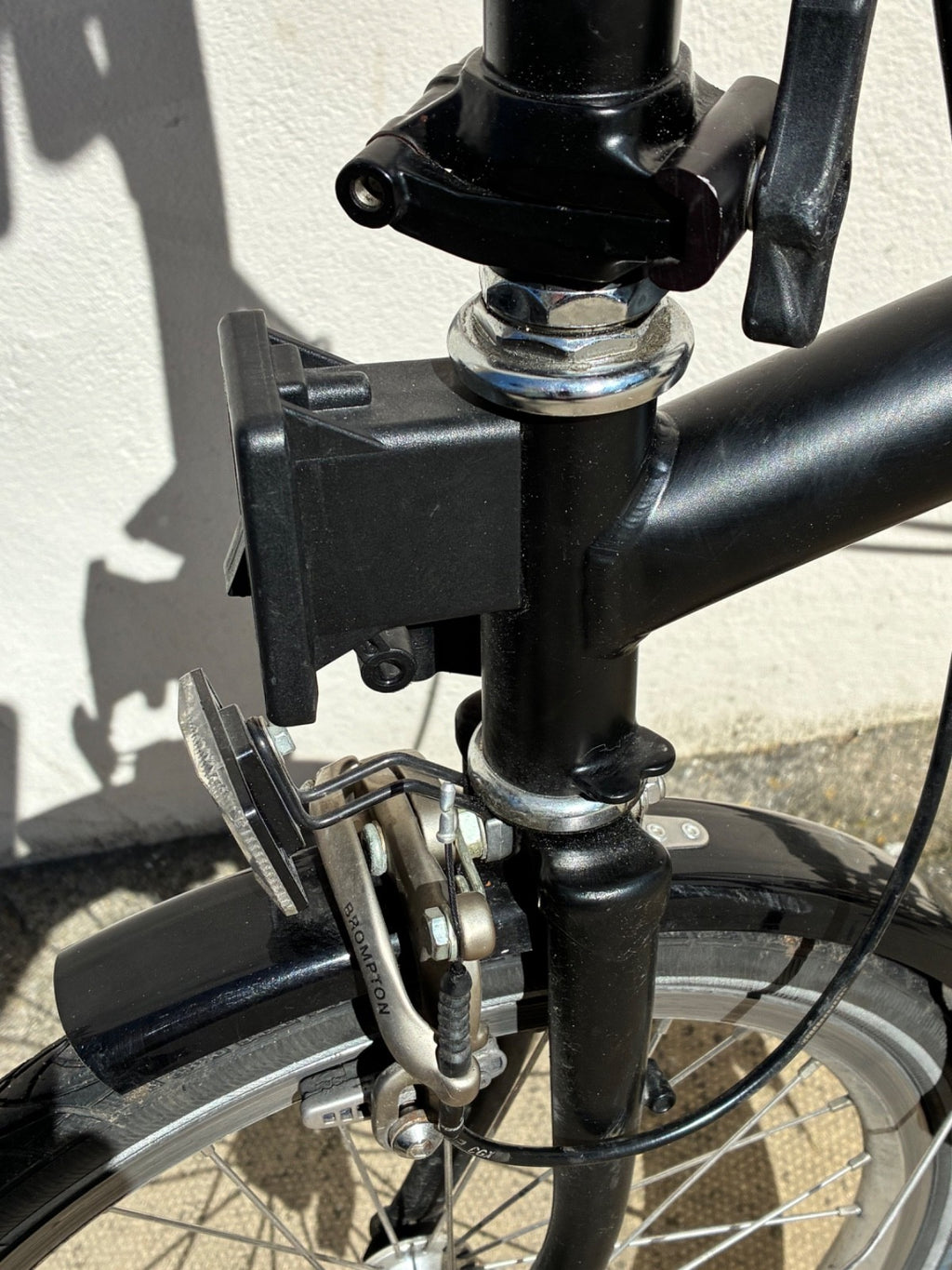 Brompton MCL Folding Bicycle  6 Speed - C Line extended seat post/ low mileage