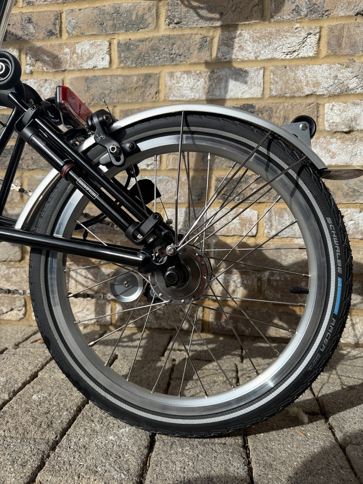 Brompton Rocket Red & Black 3 Speed Mid C Line M3L with Dynamo Lighting