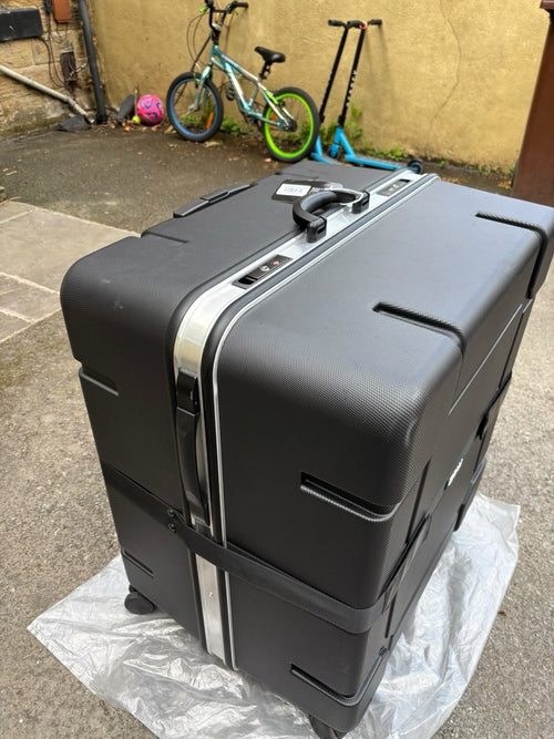 AMAZING BROMPTON B&W GARAGE/BIKE CASE WITH EXTRA SPACE FOR LUGGAGE