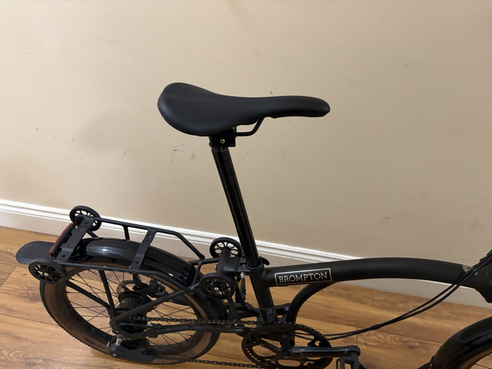 BROMPTON G LINE WITH ROLLER FRAME 8 SPEED FOLDING BIKE 2026 IN SPACE BLACK