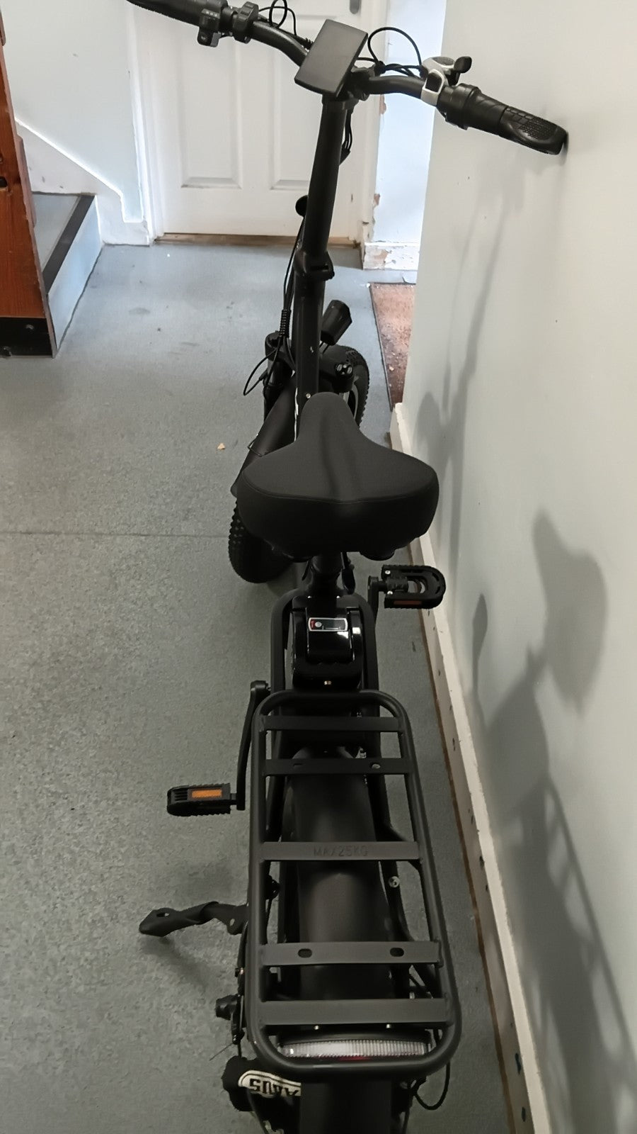 Vitilan U3 battery powered, folding bike