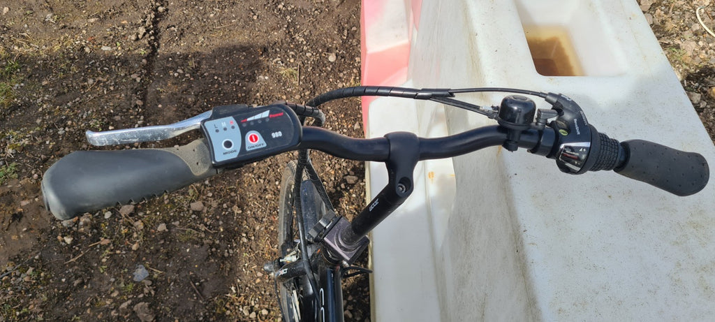 2 X Coyote Connect Foldng E Bikes