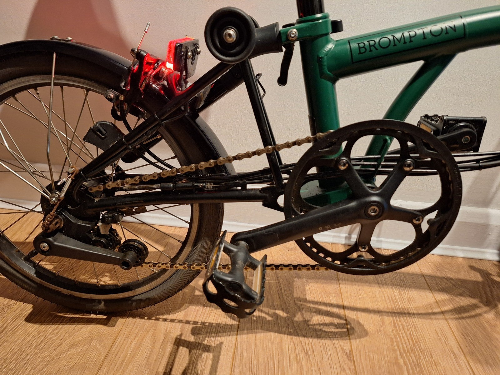 Brompton Electric C Line 6-Speed Racing Green
