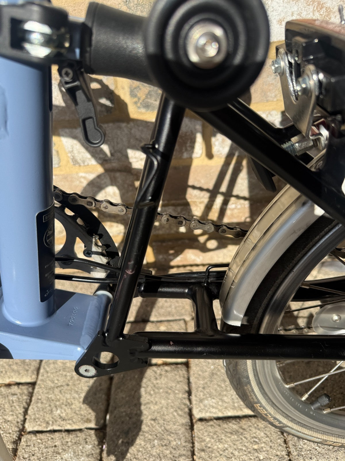 Brompton Cloud Blue & Black - C Line Mid M3L - WORLDWIDE SHIP - Top Condition