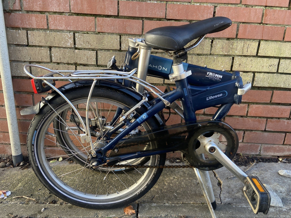 Dahon Vitesse Folding Bike  Excellent Condition