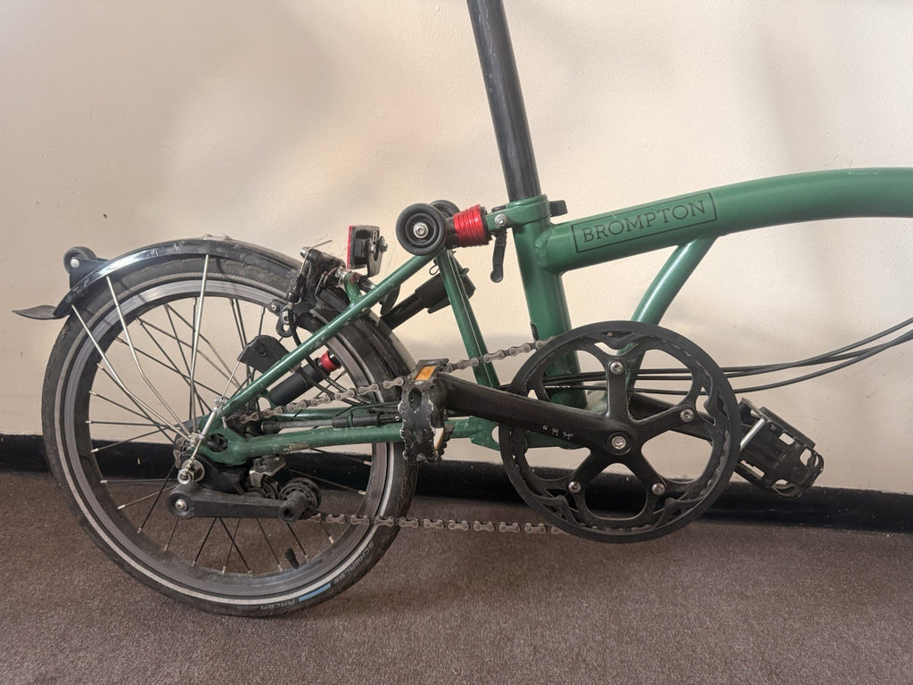 2023 Brompton C Line 6 speed upgraded suspension block and B&W Brompton suitcase