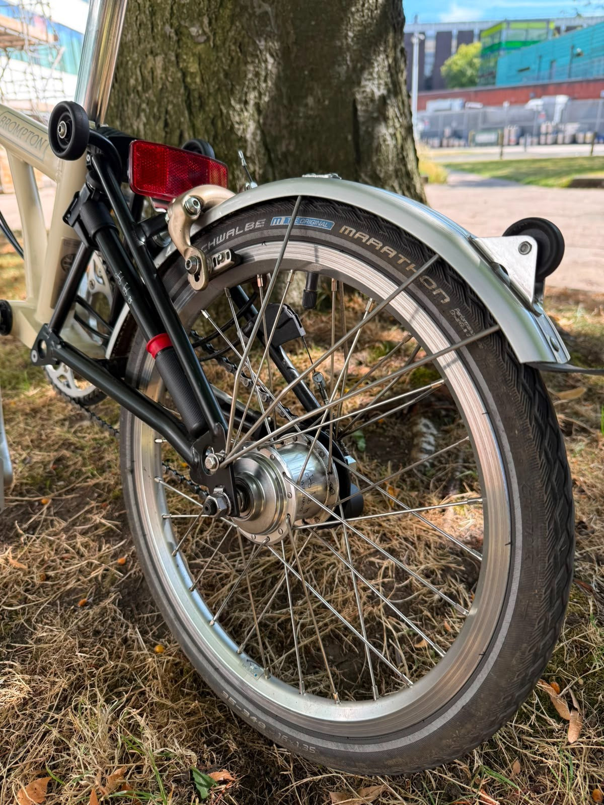 brompton folding bike 6 speed c line cream