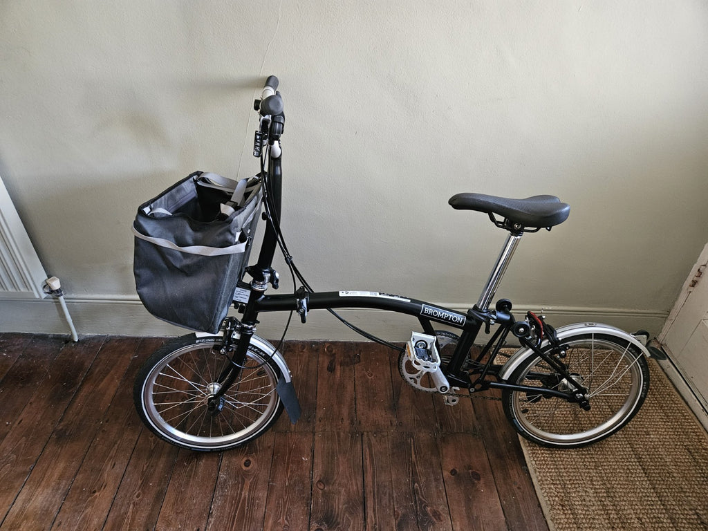2021 Brompton M3L 3-Speed Folding Bike – Black – Exceptionally Lightly Used