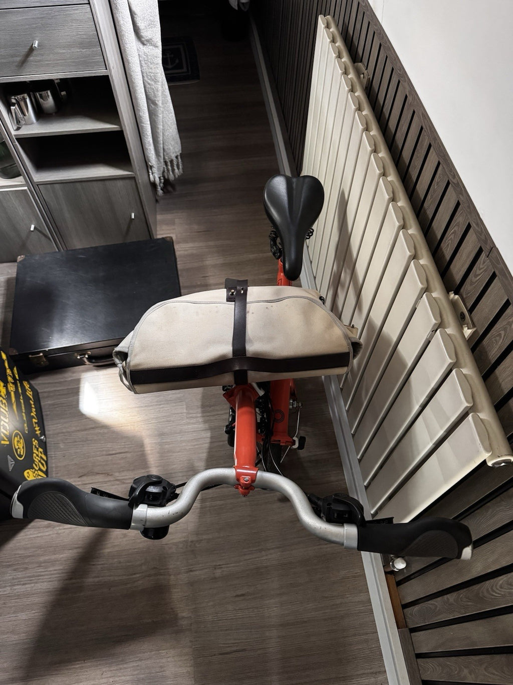 Brompton C Line Explore 6 Speed Fire Coral (09/2022) – Extras Included
