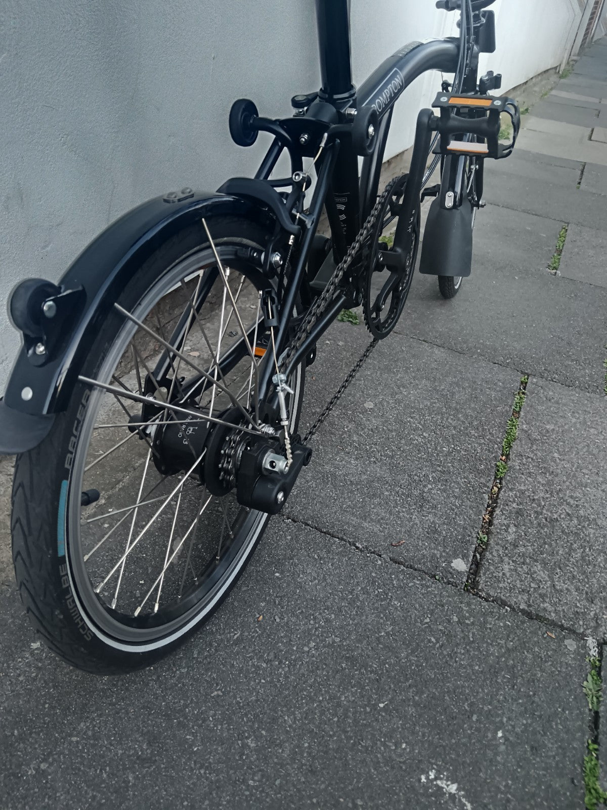Brompton M6L BLACK EDITION 2025 Folding Bike Excellent Condition