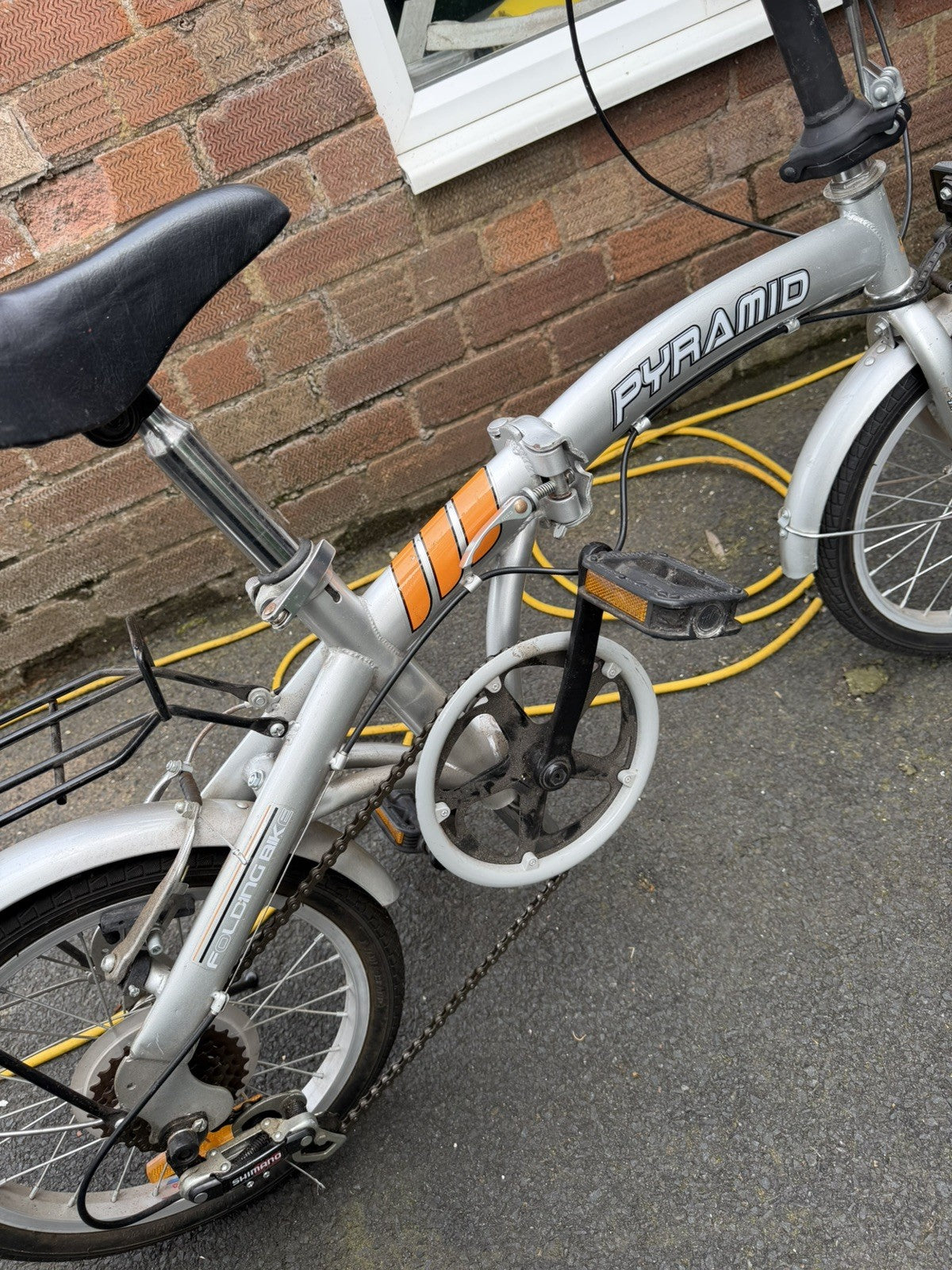 Pyramid Folding Bike Shimano SIS Gears