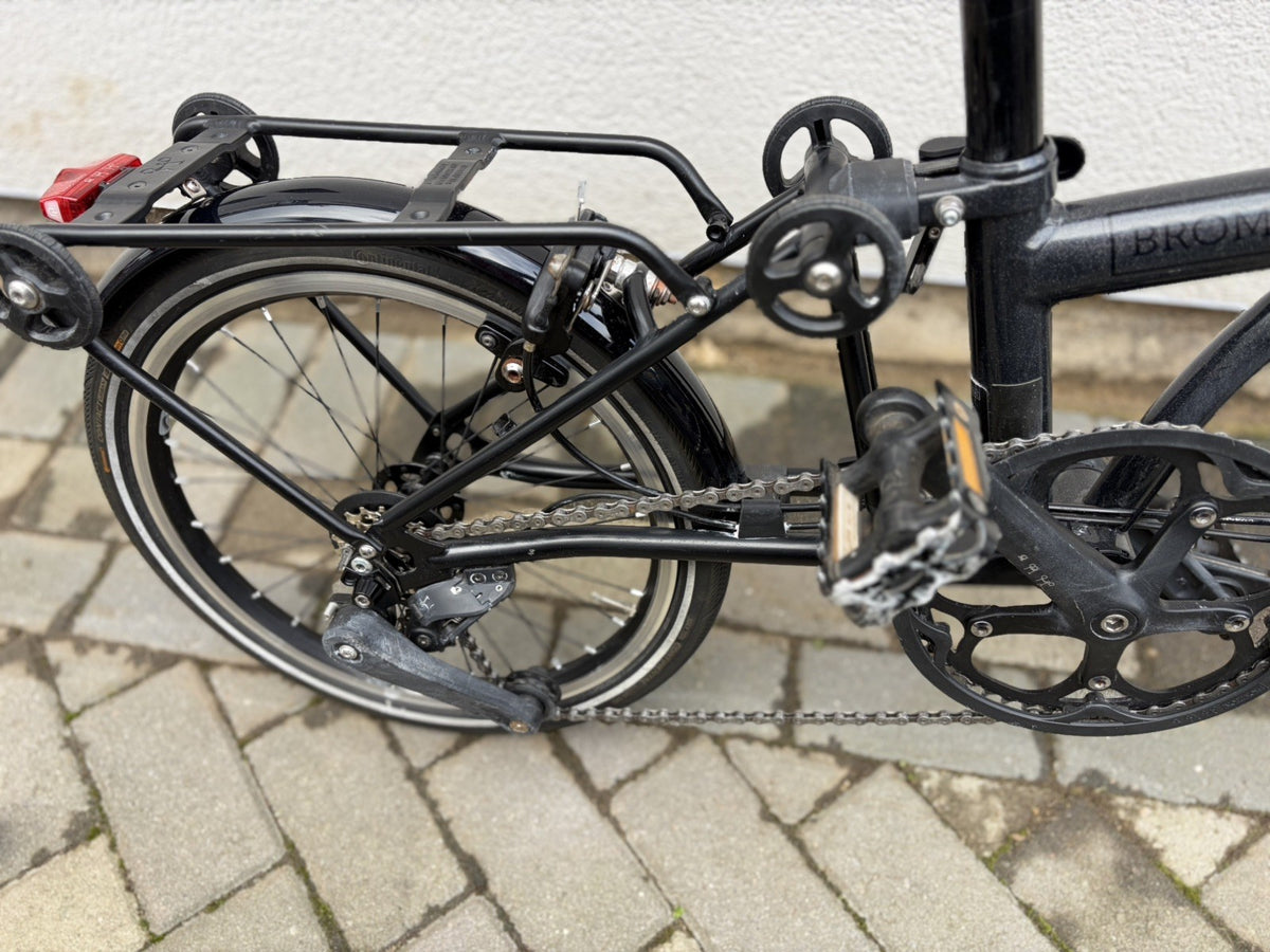 Brompton P Line 4-Speed 2023 Folding Bike Midnight Black