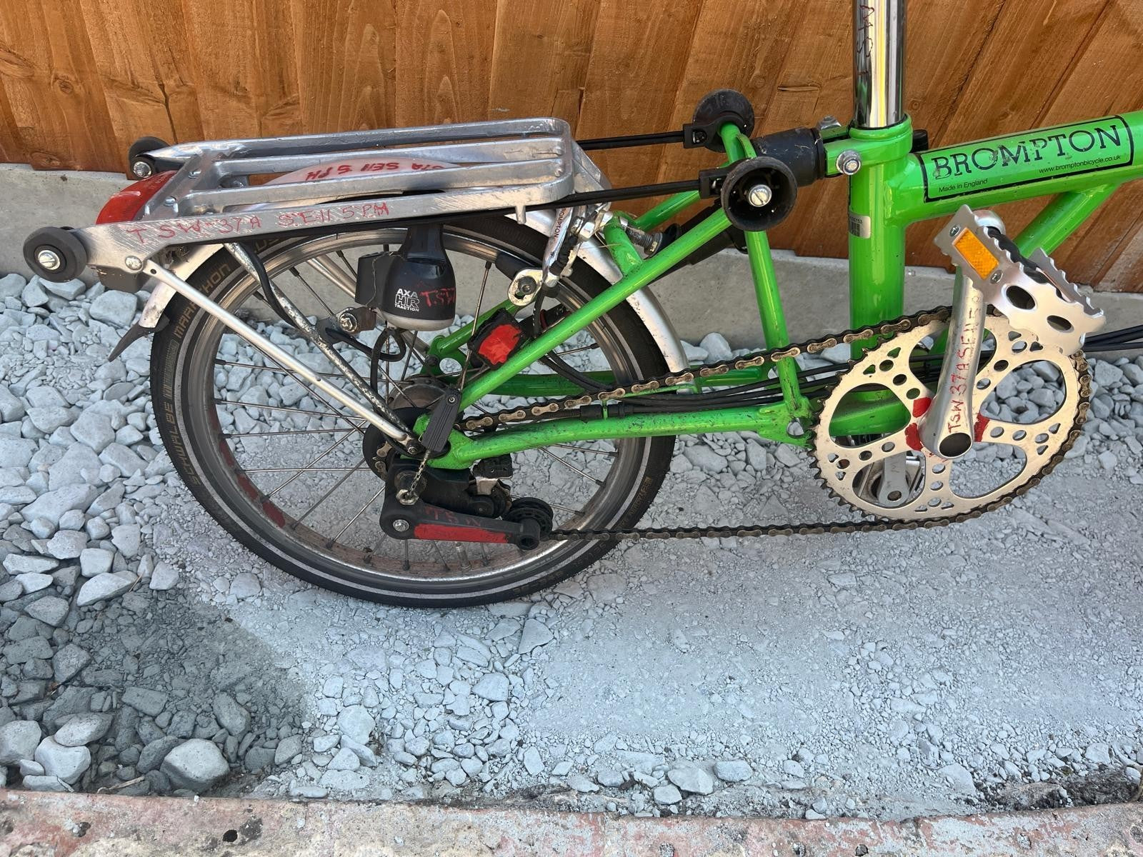 Brompton 6-Speed, Green with Rack and Extended Seat Post, dynamo lights