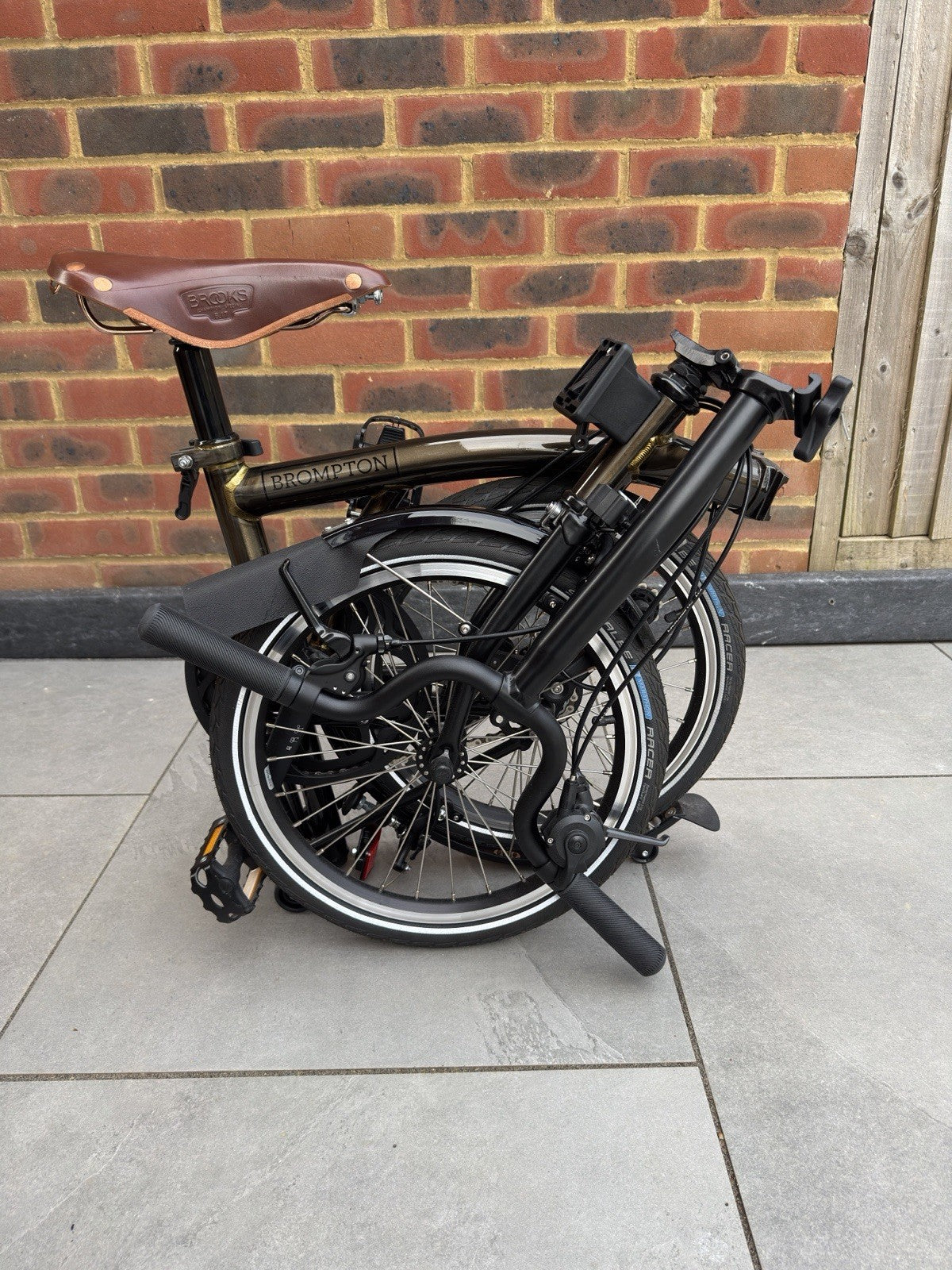 Brompton C Line 2 Speed Mid Handle Bar 2025 In Clear Lacquer Excellent Condition