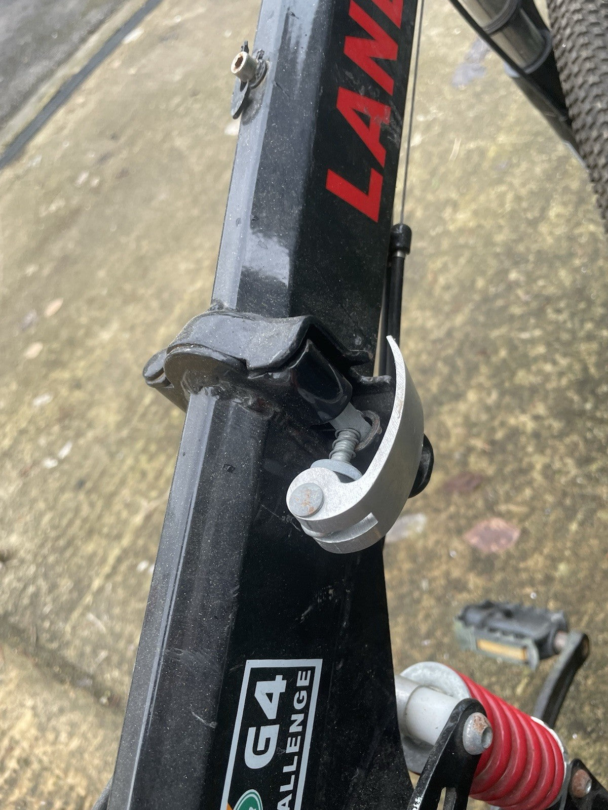 Land Rover G4 Challenge Folding Mountain Bike Black
