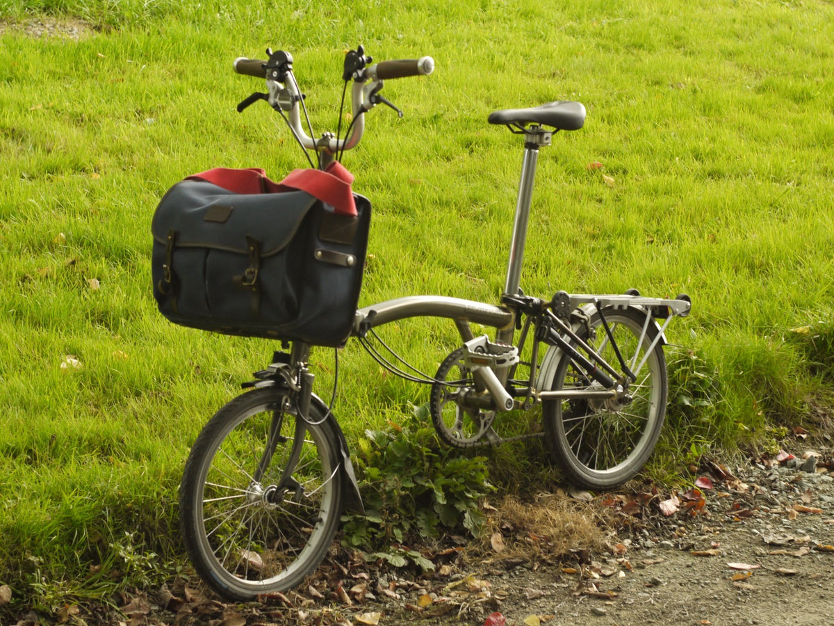 BROMPTON RAW LACQUER M6L complete with Rare John Chapman Game Bag