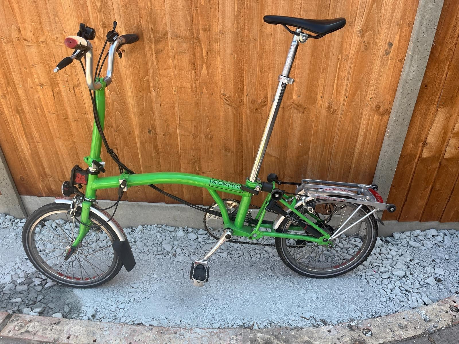 Brompton 6-Speed, Green with Rack and Extended Seat Post, dynamo lights